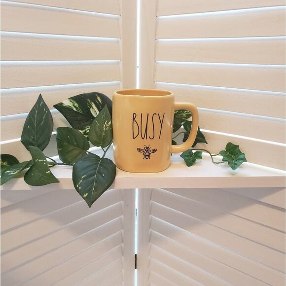 RAE DUNN YELLOW BUSY BEE 20 OZ MUG NEW - Picture 1 of 3